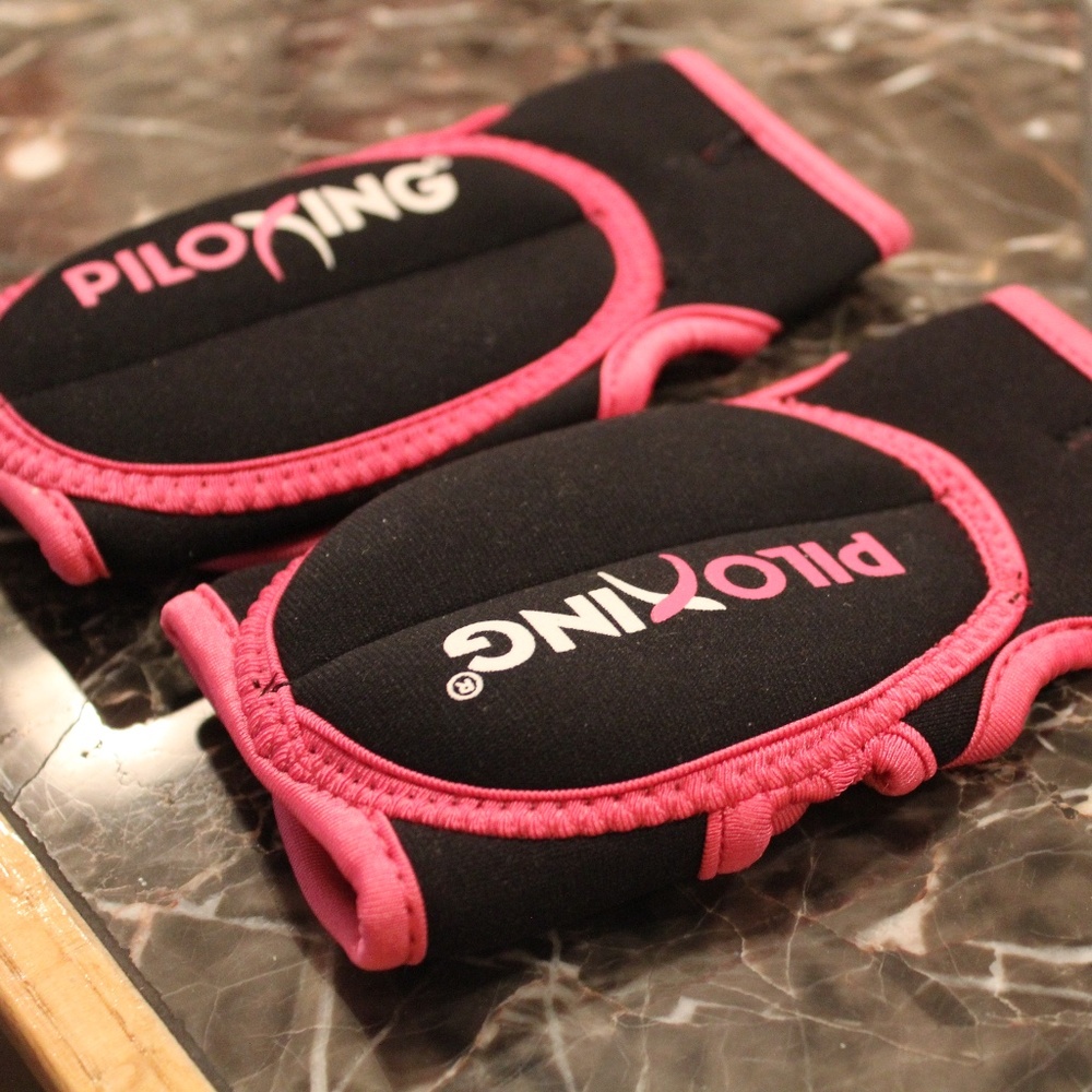 Piloxing Gloves Women New and Never Worn